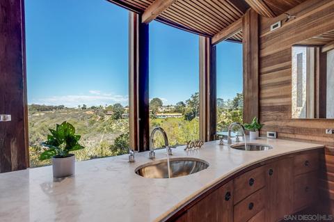 7799 Starlight Dr, La Jolla, CA 92037 photo 45
