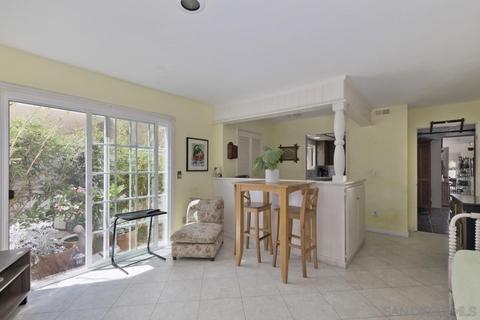 261 J Ave, Coronado, CA 92118 photo 17