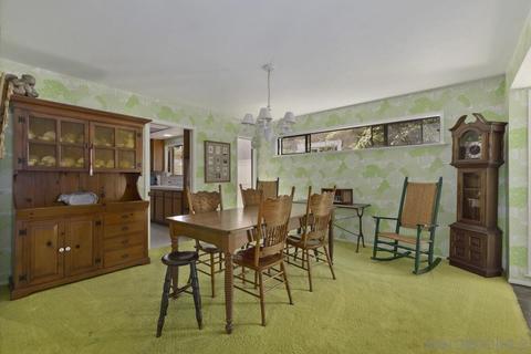 261 J Ave, Coronado, CA 92118 photo 2