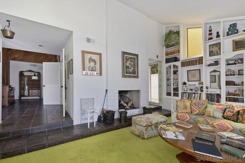 261 J Ave, Coronado, CA 92118 photo 4