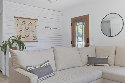 610 E 4th Ave, Escondido, CA 92025 photo 4