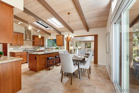 9325 Edgewood Dr, La Mesa, CA 91941 photo 6