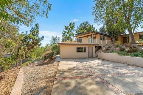 9325 Edgewood Dr, La Mesa, CA 91941 photo 38