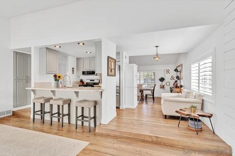 10018 Waynecrest Ln, Santee, CA 92071 photo 9