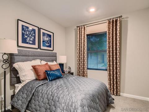 10660 Busch St, Spring Valley, CA 91978 photo 18