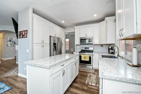33551 Maplewood Ct, Temecula, CA 92592 photo 12