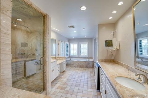 2352 Via Capri Ct, La Jolla, CA 92037 photo 36