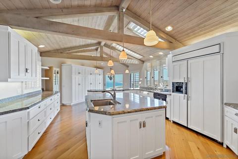 2352 Via Capri Ct, La Jolla, CA 92037 photo 28