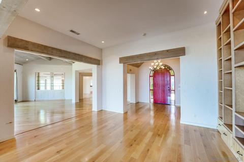2352 Via Capri Ct, La Jolla, CA 92037 photo 14