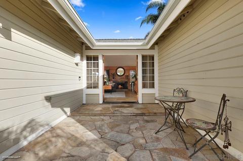 2757 Glasgow Dr, Carlsbad, CA 92010 photo 6