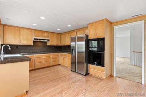 3909 Summer Way, Escondido, CA 92025 photo 12