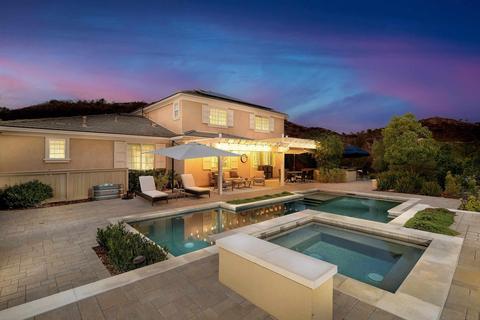 5701 Mara Villa St, Santee, CA 92071 photo 2