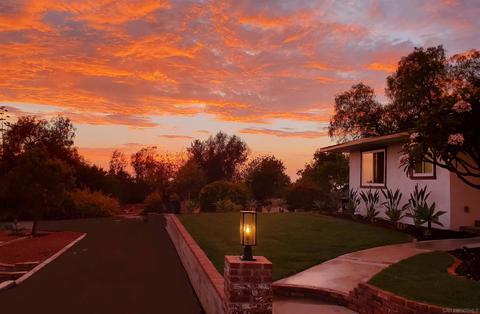 634 Cortez Ave, Vista, CA 92084 photo 13