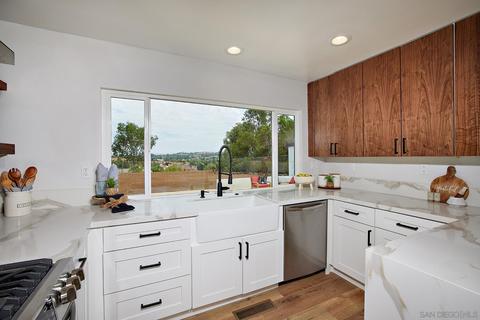 634 Cortez Ave, Vista, CA 92084 photo 11