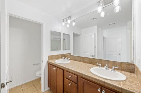 500 N Willowbrook Ave #L3, Compton, CA 90220 photo 17