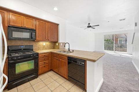 500 N Willowbrook Ave #L3, Compton, CA 90220 photo 37