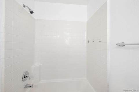 500 N Willowbrook Ave #L3, Compton, CA 90220 photo 21