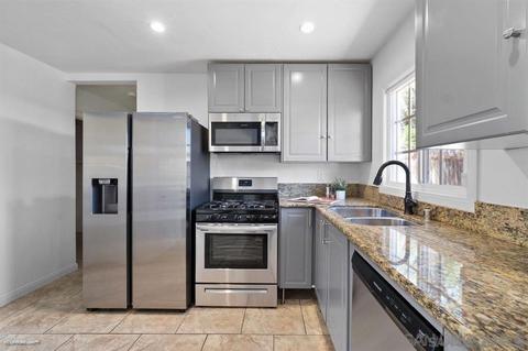1296 Cresthill Rd, El Cajon, CA 92021 photo 8