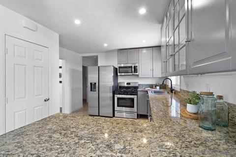 1296 Cresthill Rd, El Cajon, CA 92021 photo 7