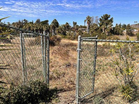 5990 Bertro Dr, La Mesa, CA 91942 photo 43