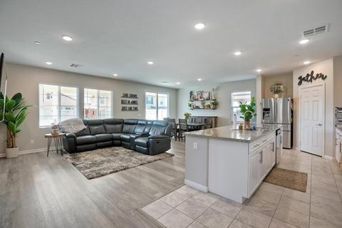 10713 Braverman Dr, Santee, CA 92071 photo 5