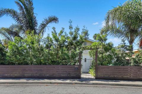 301 Archer St, Oceanside, CA 92058 photo 2