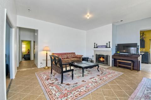 3936 Estancia Dr, Oceanside, CA 92058 photo 8