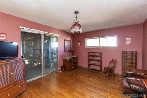 5841 Ravenswood Rd, La Jolla, CA 92037 photo 14