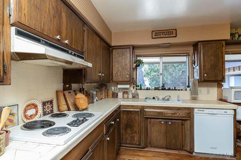 5841 Ravenswood Rd, La Jolla, CA 92037 photo 12