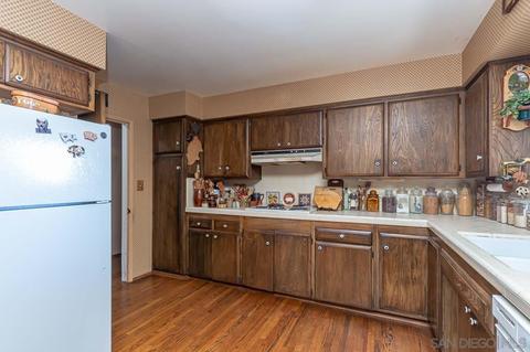 5841 Ravenswood Rd, La Jolla, CA 92037 photo 11