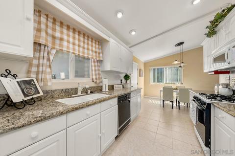 6080 Samuel St, La Mesa, CA 91942 photo 13
