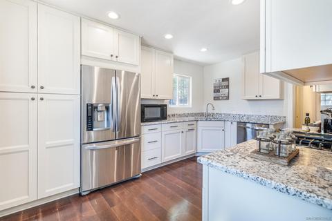 2309 E Washington Ave, Escondido, CA 92027 photo 4
