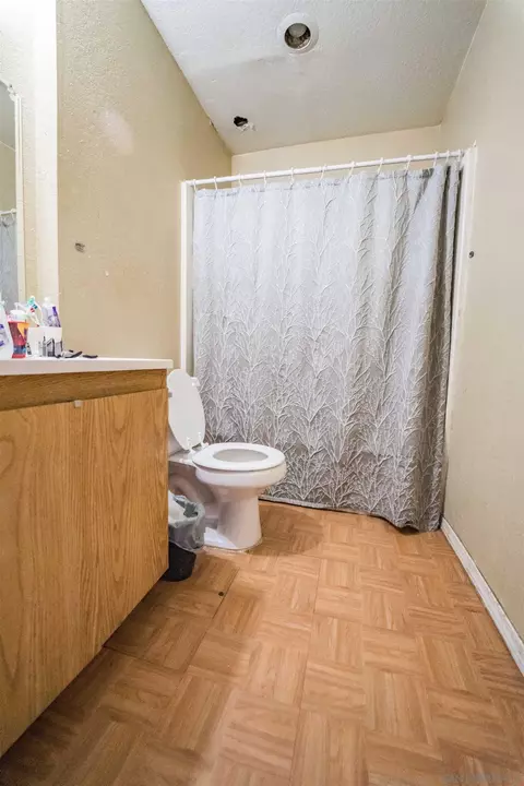 415 Grand Ave, Spring Valley, CA 91977 photo 16