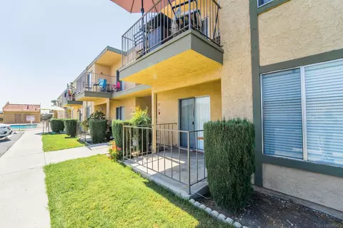 8707 Troy St, Spring Valley, CA 91977 photo 10