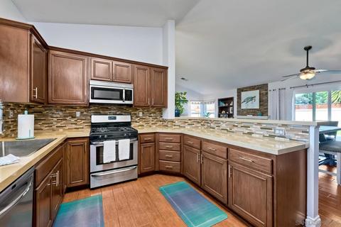 4449 Arbor Cove Cir, Oceanside, CA 92058 photo 8
