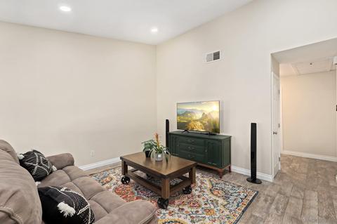 222 Crestview Gln, Escondido, CA 92026 photo 5