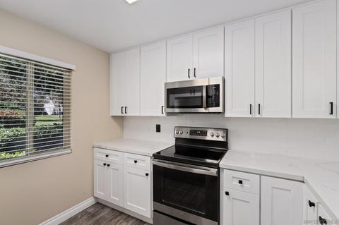 222 Crestview Gln, Escondido, CA 92026 photo 9