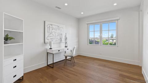 556 Genter St, La Jolla, CA 92037 photo 25