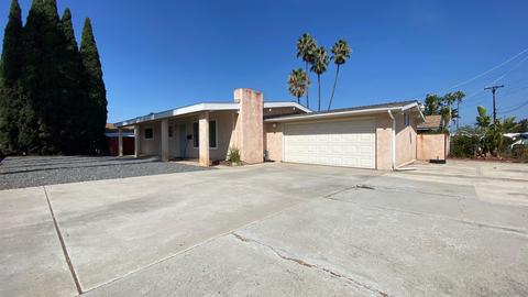 696 E Chase Ave, El Cajon, CA 92020 photo 4