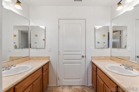 1640 Steeplechase Pl, Vista, CA 92083 photo 43