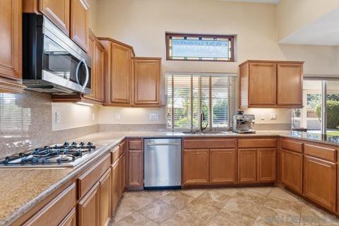 1640 Steeplechase Pl, Vista, CA 92083 photo 13
