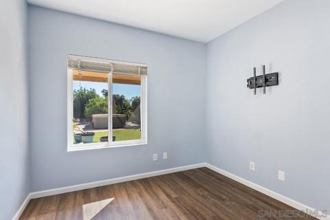 1640 Steeplechase Pl, Vista, CA 92083 photo 21