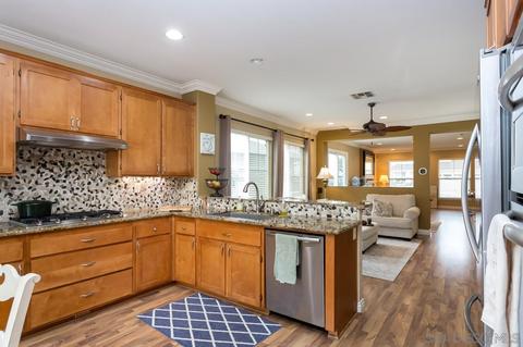 7104 Whitewater St, Carlsbad, CA 92011 photo 10