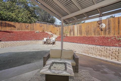 8722 Rinda Ln, Spring Valley, CA 91977 photo 17