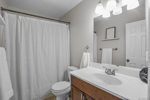 8722 Rinda Ln, Spring Valley, CA 91977 photo 13
