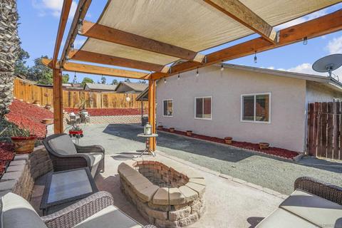 8722 Rinda Ln, Spring Valley, CA 91977 photo 21