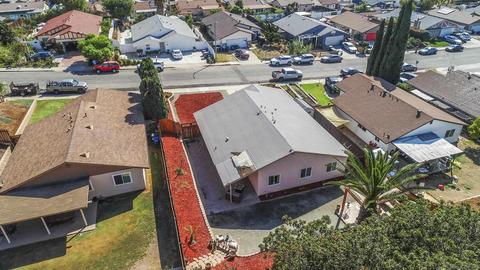 8722 Rinda Ln, Spring Valley, CA 91977 photo 3