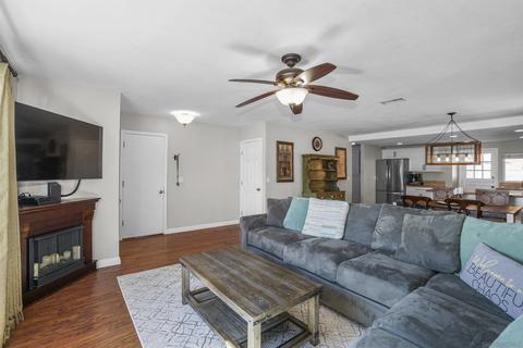 8722 Rinda Ln, Spring Valley, CA 91977 photo 4