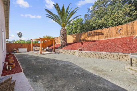 8722 Rinda Ln, Spring Valley, CA 91977 photo 18