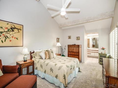 4766 Collinos Way, Oceanside, CA 92056 photo 4